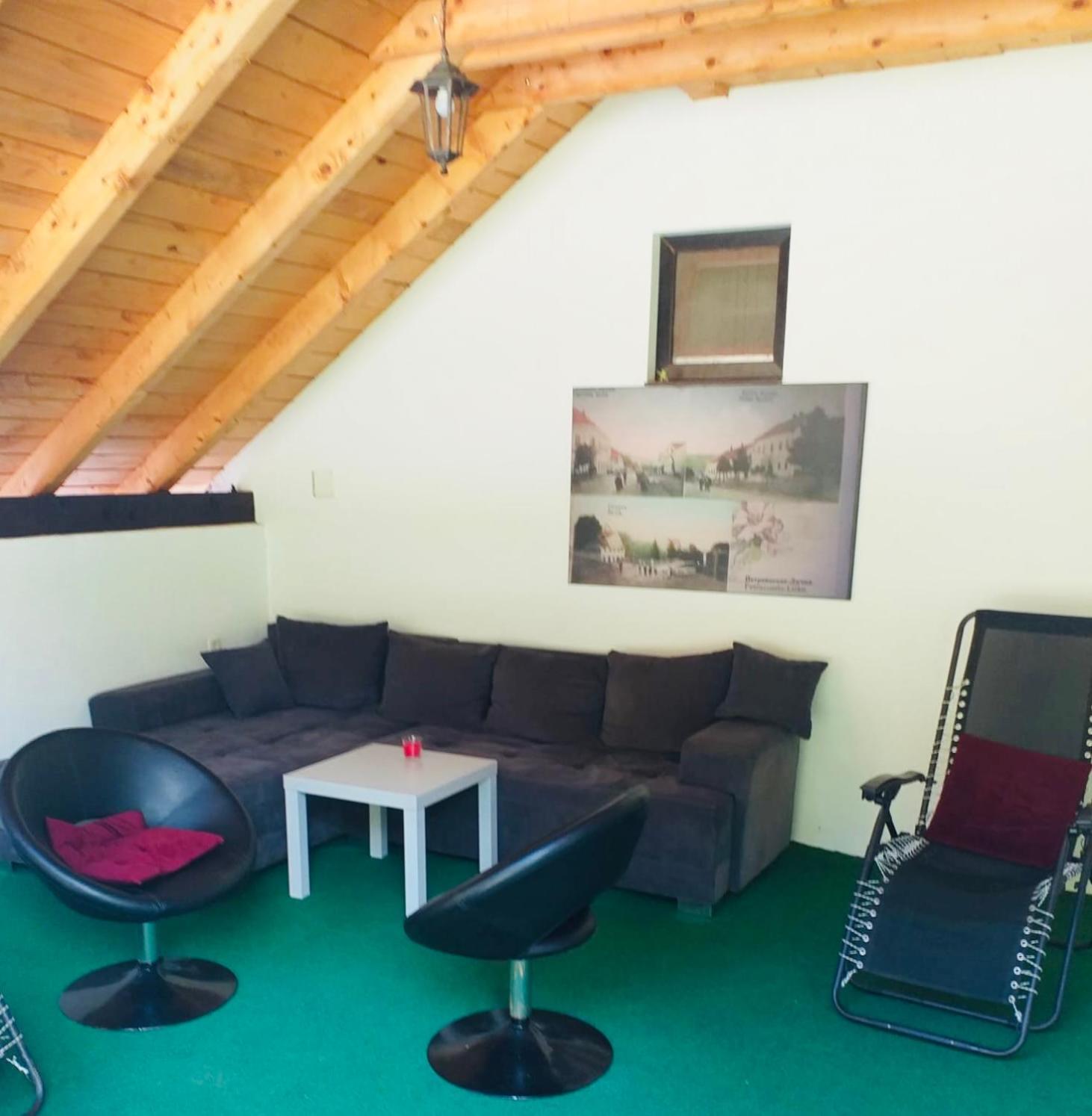 Apartment Bobic Licko Petrovo Selo Екстериор снимка