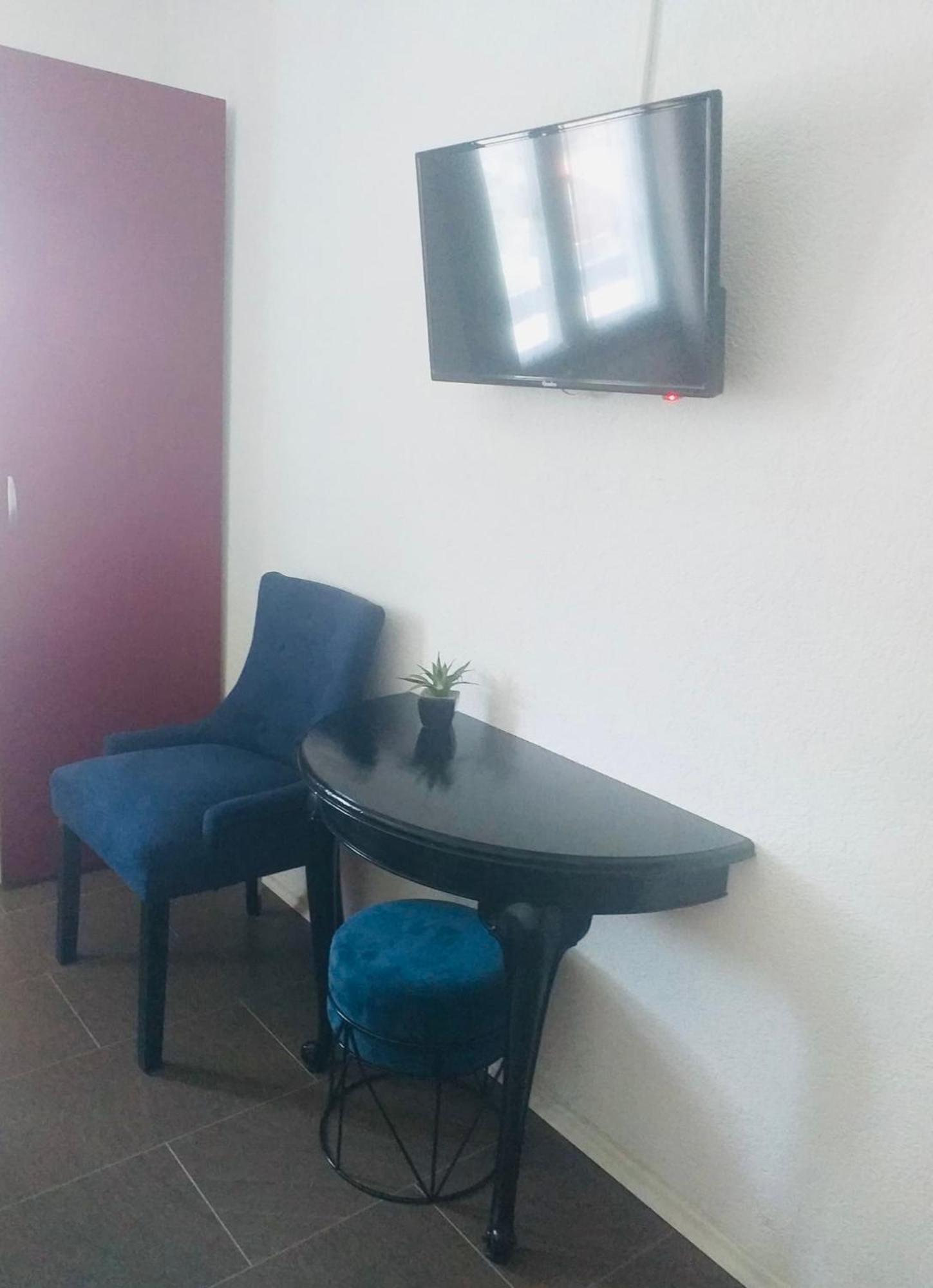 Apartment Bobic Licko Petrovo Selo Екстериор снимка